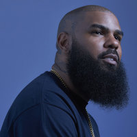 Small_reflection_of_self_the_head_trip_stalley