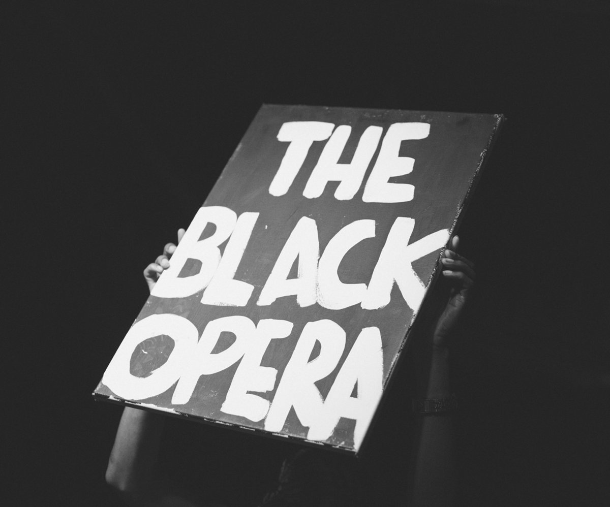 Black_friday_the_black_opera