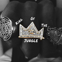 Small_king_of_the_jungle