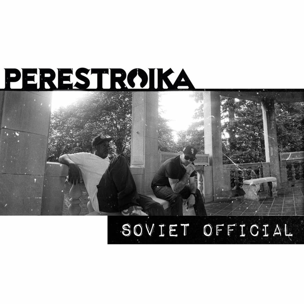 Portada de Soviet Official
