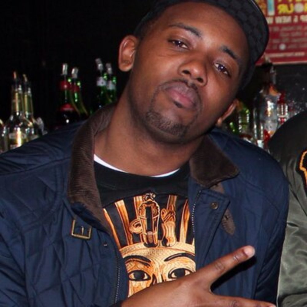 Streeta G