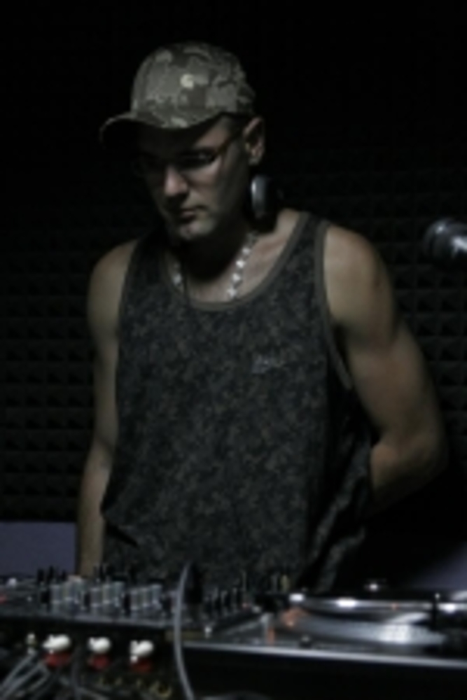 DJ Lueegee