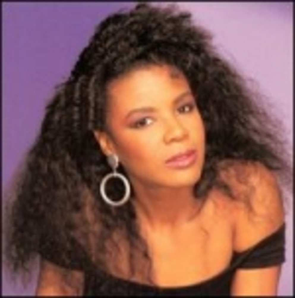Angela Winbush