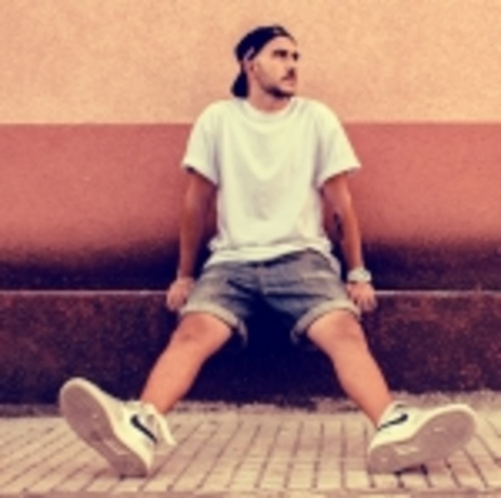 Charlie Tzara