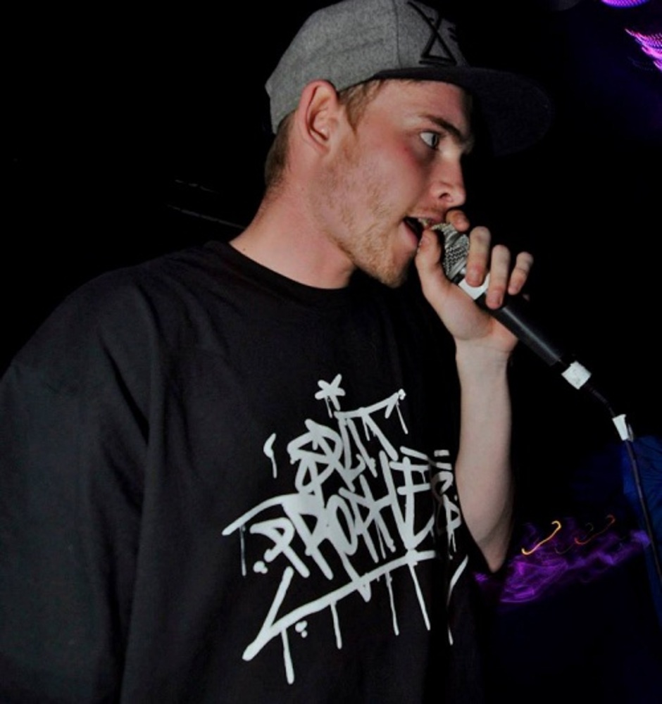 Upfront MC