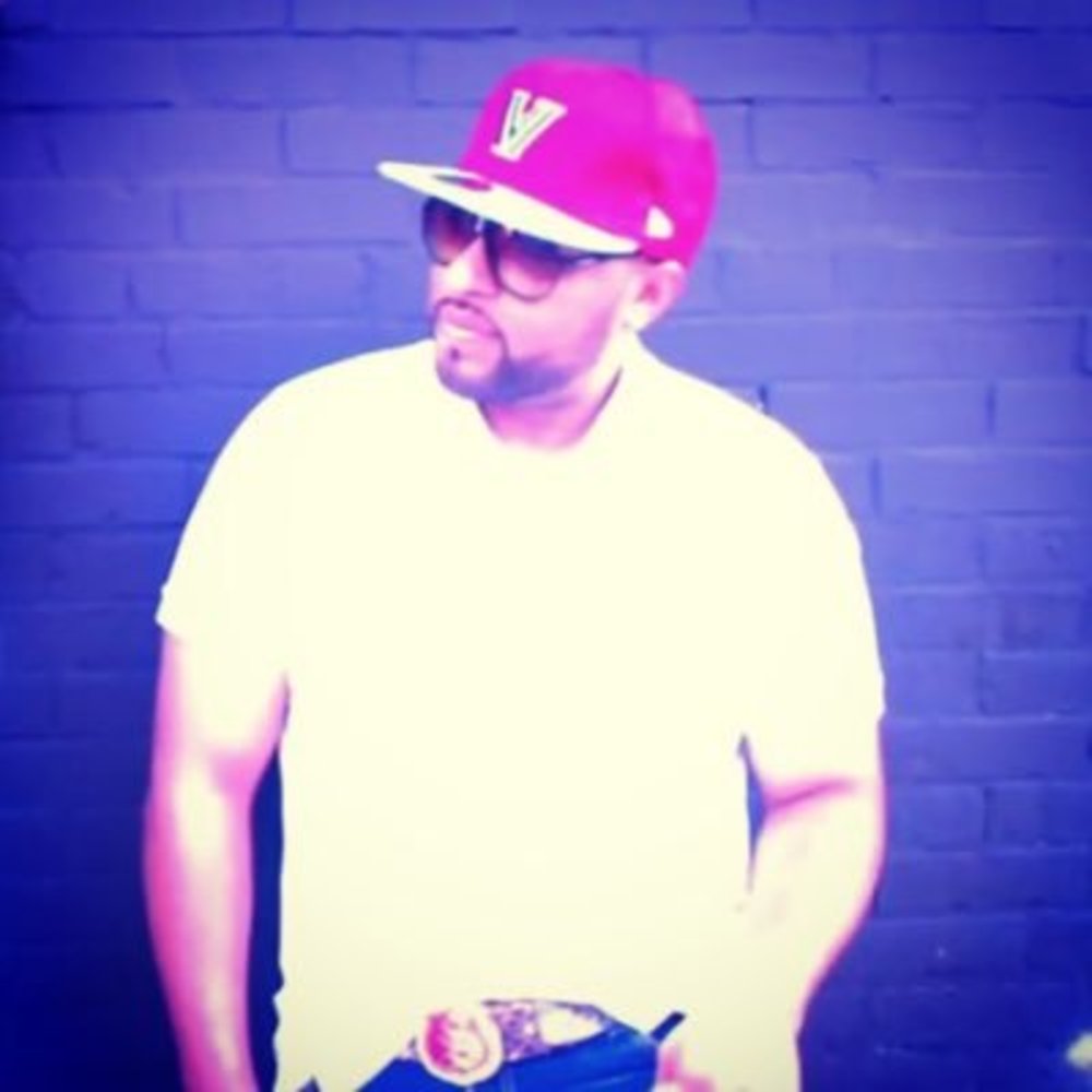 V aka Valvin Roane II